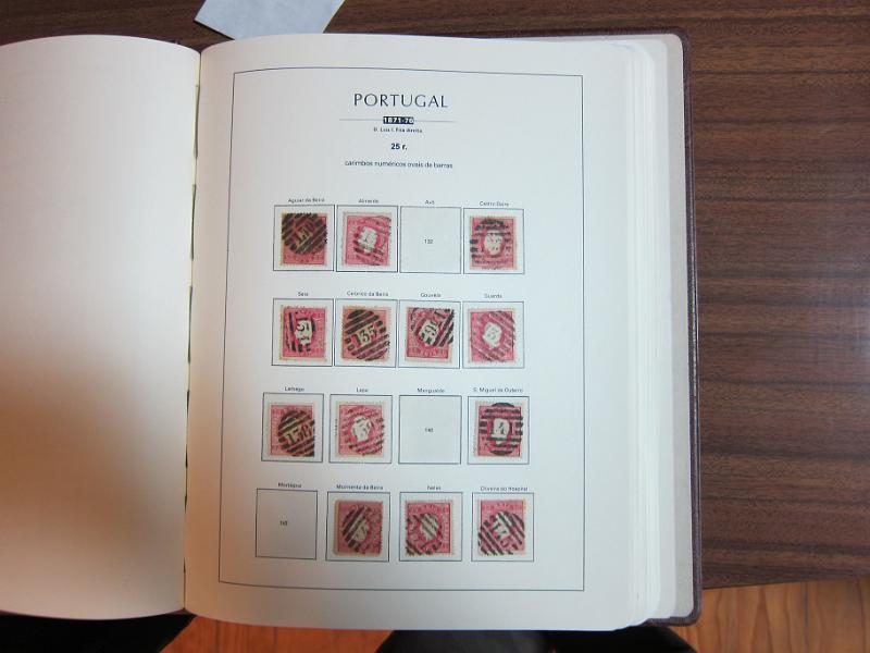 0015 (139).jpg -     Lote:    15      Marcofilia      Lotes Especiais       Descrição:      Portugal.   Colecção especializada de marcas numéricas das 1.ª e 2.ª reformas em selos de 25 reis, desde D. Maria II até D. Luís I, de frente. Lote a ver.        Lote       Valor Base:     &euro; 1.500,00     Valor Venda:     &euro; 3.000,00     